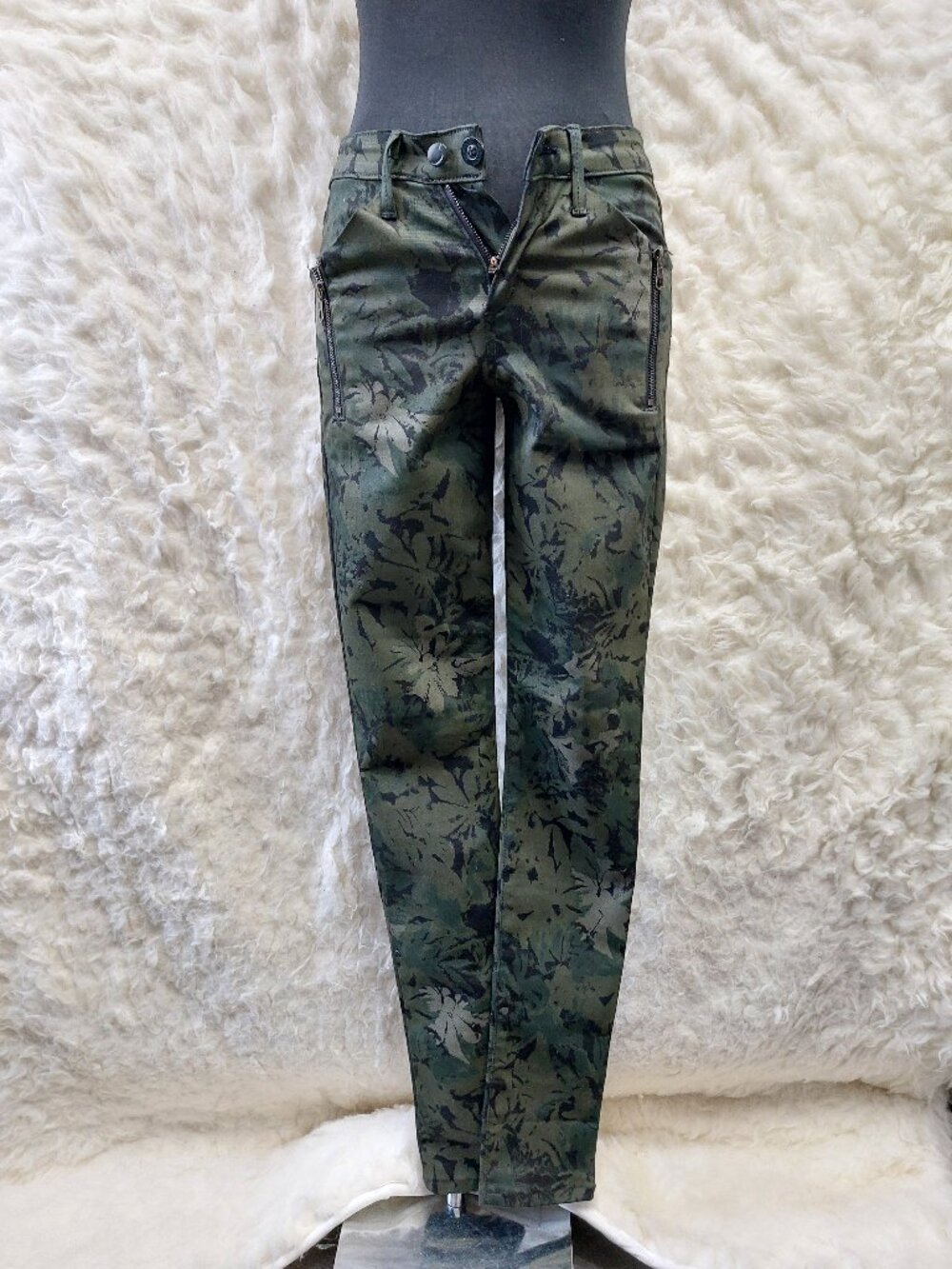 Joe's Womens Skinny Shania Green Black Camouflage Pants Size W26